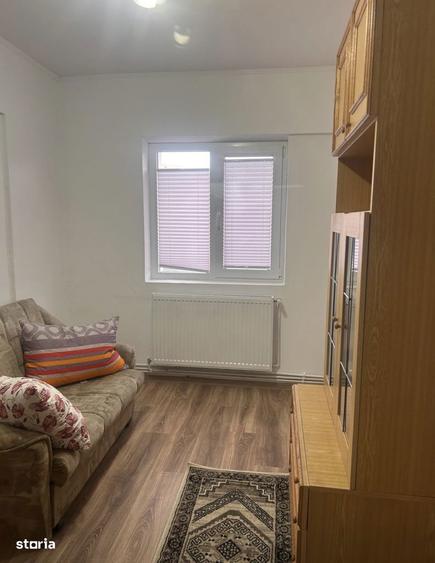 Apartament cu 4 camere în Păcurari