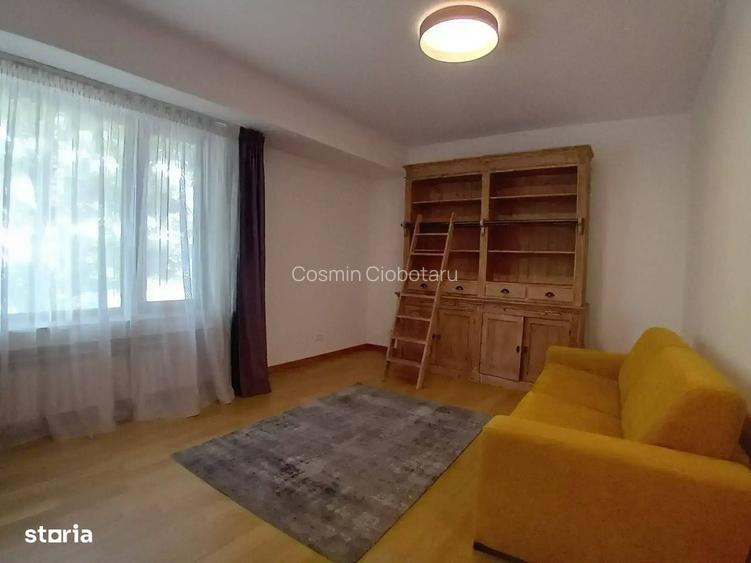 Apartament luminos cu terasa, 3 camere pe Clucerului