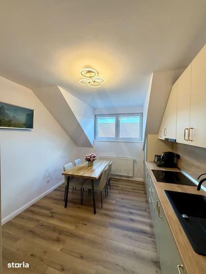 Apartament cu 4 camere decomandat în Turnișor