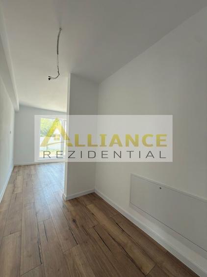 Casă individuală cu 4 camere decomandat cu Canalizare în Berceni