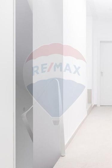 Penthouse cu 4 camere decomandat în Ultracentral