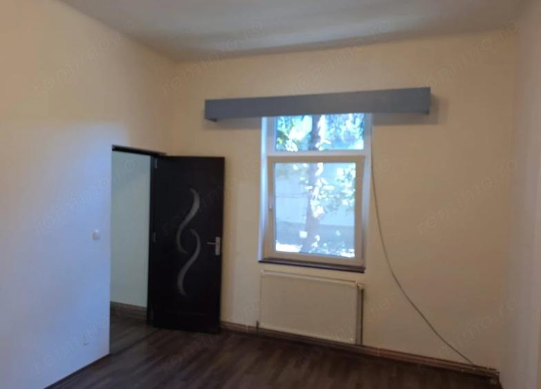Apartament cu 2 camere semidecomandat în Iosefin