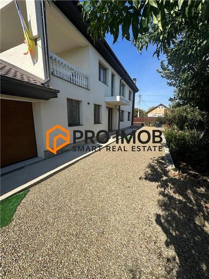 Casă individuală cu 5 camere cu Teren 960 Mp în Câmpineanca