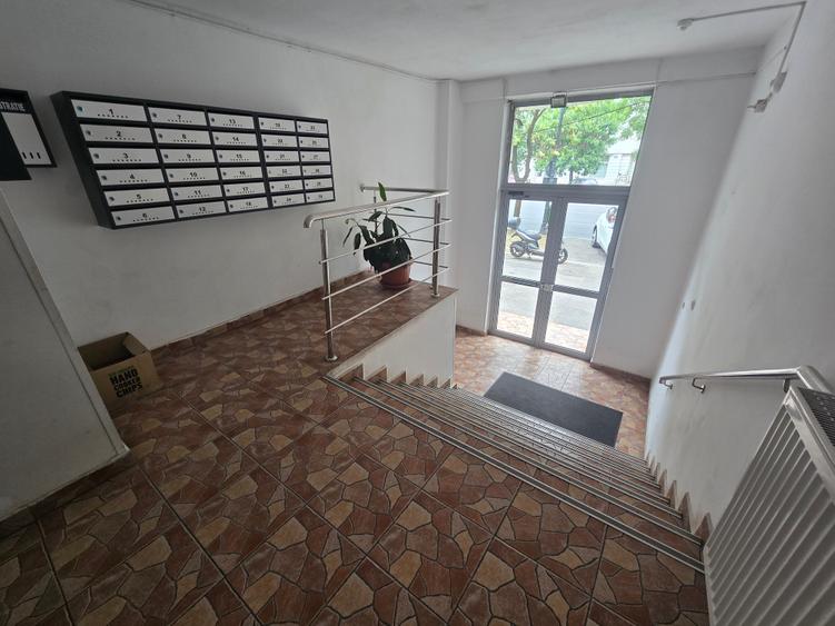 Garsonieră, decomandată, 42 mpu,  renovată recent – Știrbei Vodă – Eroilor - 16