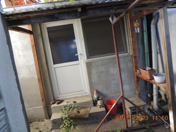 Casă individuală cu 6 camere cu Teren 186.75999450684 Mp în Mihai Bravu