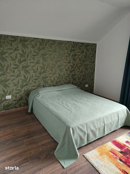 Casă cu 6 camere cu Teren 882 Mp în Bănești