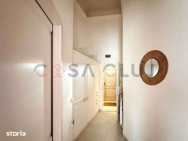 Apartament cu 4 camere, mobilat în Central