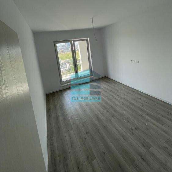 Apartament cu 4 camere în Titan