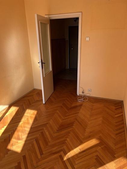 Apartament cu 3 camere decomandat în Rogerius