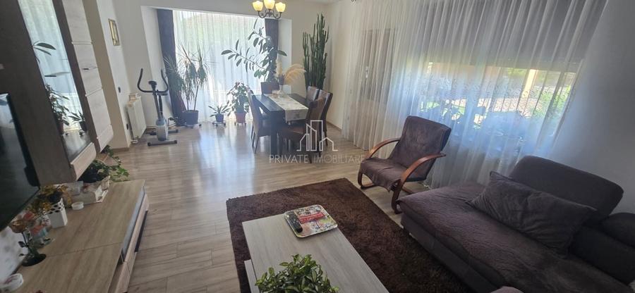 Casă individuală cu 4 camere cu Canalizare în Sâncraiu de Mureș