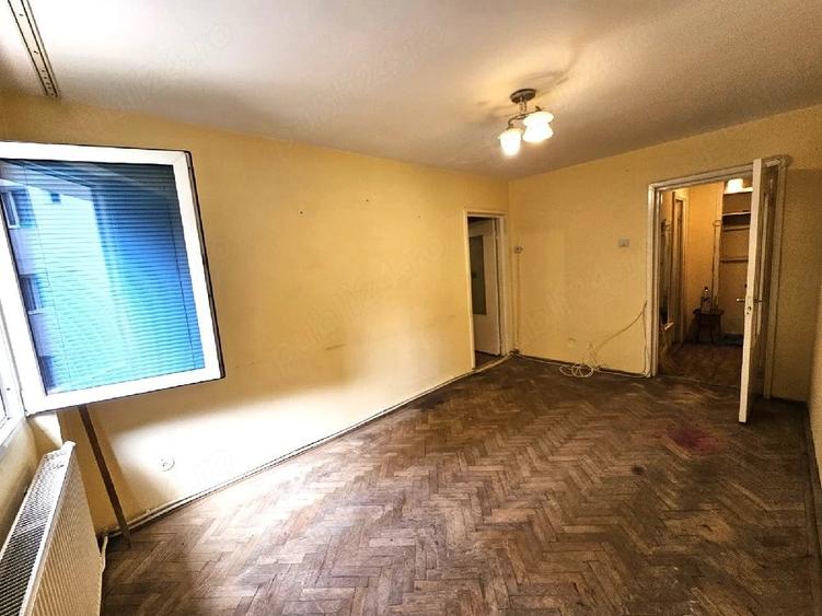 Apartament cu 2 camere semidecomandat în Central