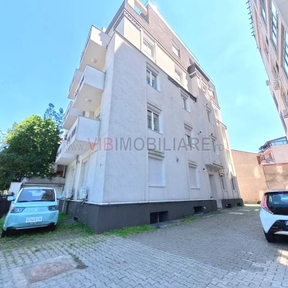 Apartament cu 2 camere semidecomandat, mobilat în Libertății