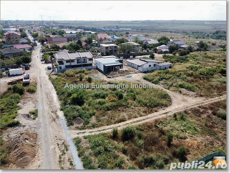 Teren de 400 mp, în Palazu Mare