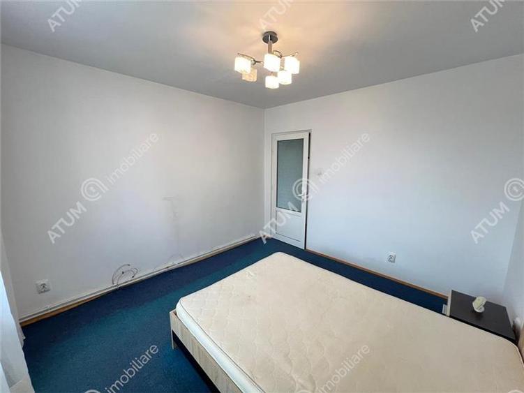 Apartament cu 3 camere decomandat, mobilat în Mihai Viteazul