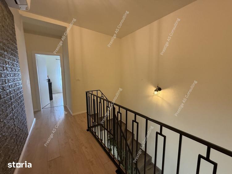 Casă cu 4 camere cu Teren 372 Mp în Dumbrăvița