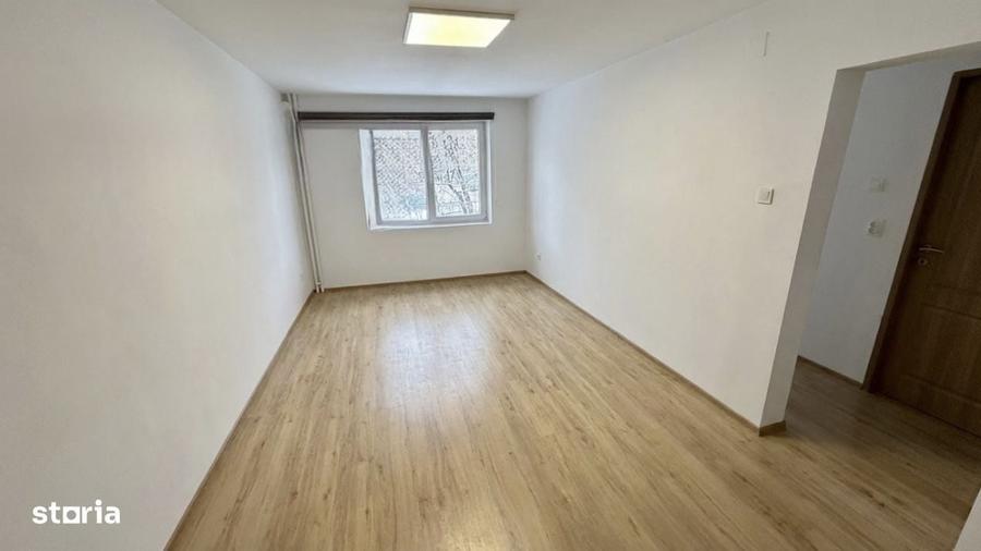 Apartament 4 camere Crangasi - 1