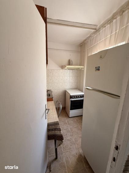 Garsonieră în Brazda lui Novac