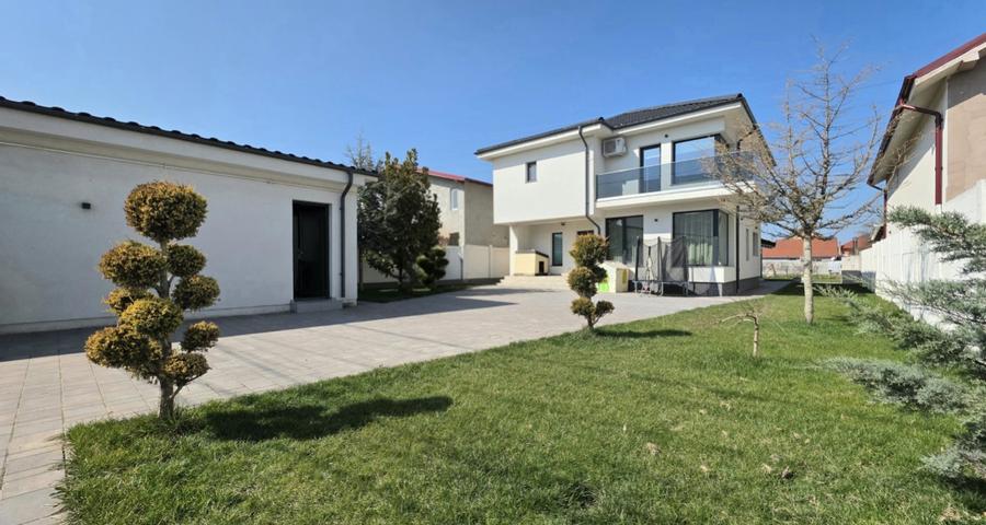 Casă individuală cu 3 camere cu Canalizare în Năvodari