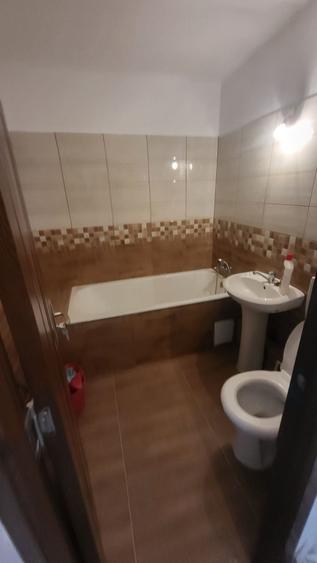 Apartament cu 3 camere decomandat la piata Resita. - 5