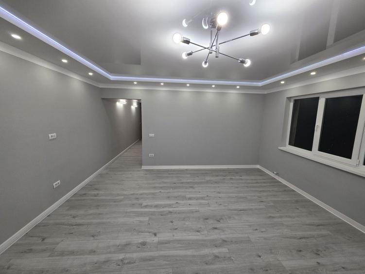 Apartament cu 4 camere în Central