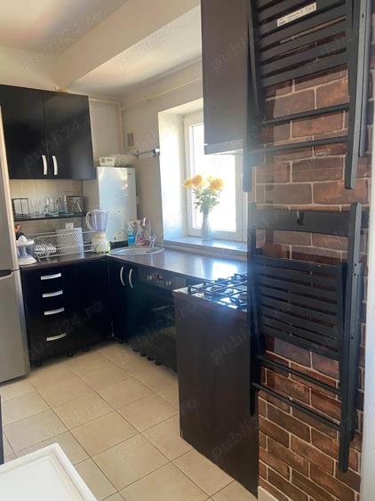 Apartament cu 2 camere decomandat în Industriilor
