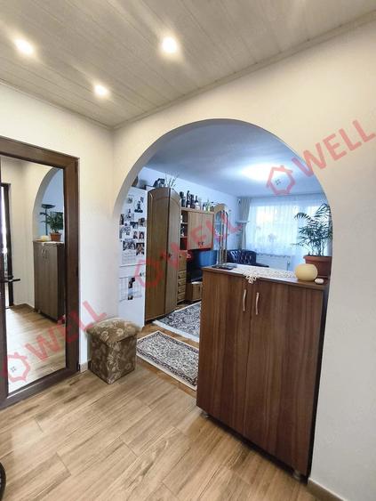 Apartament cu 3 camere decomandat în Central