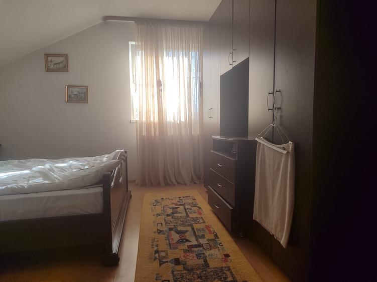 Casă cu 5 camere cu Canalizare în Tătărași