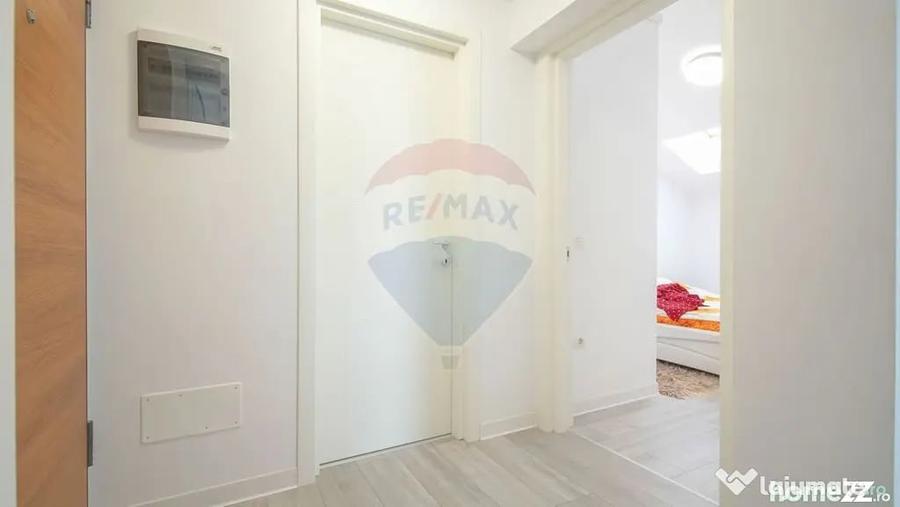 Apartament cu 4 camere semidecomandat în Central