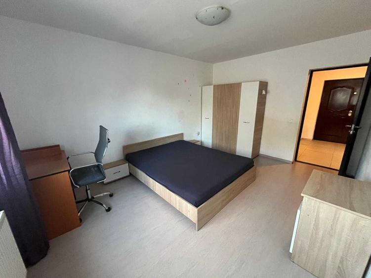 Apartament cu 2 camere semidecomandat în Florești