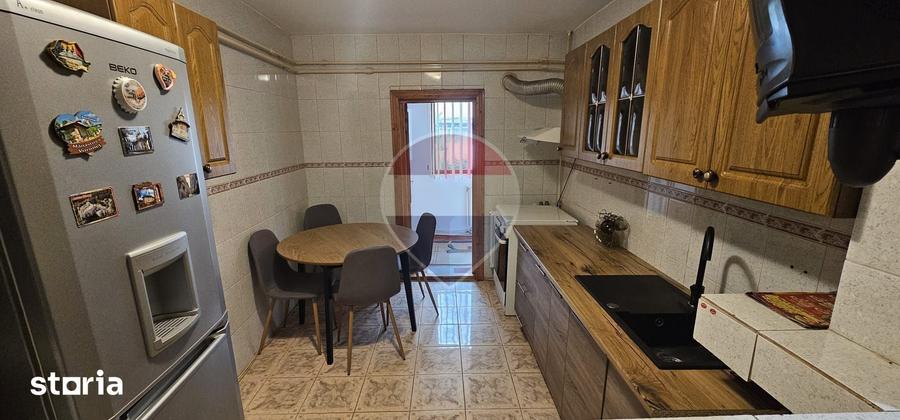 Apartament cu 2 camere semidecomandat în Mioriței