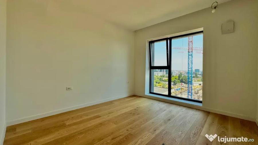 Apartament cu 3 camere decomandat în Aviației