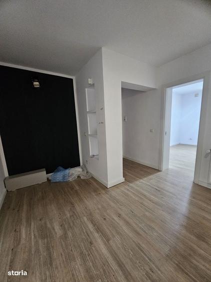 Spațiu comercial, de 90 mp, în Central
