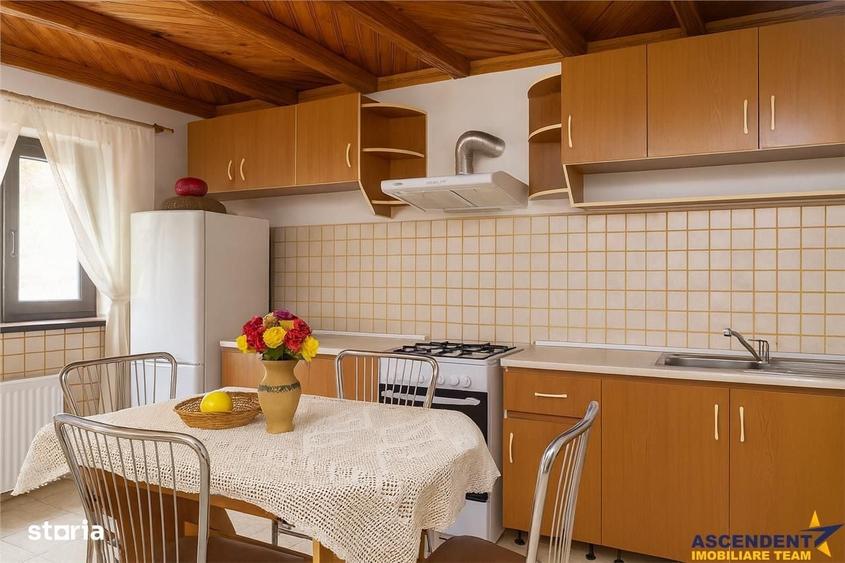 Casă cu 4 camere cu Teren 660 Mp în Rucăr