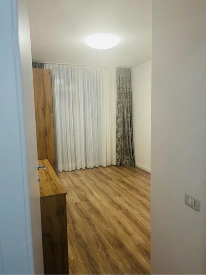 Apartament cu 2 camere decomandat în Exterior Vest