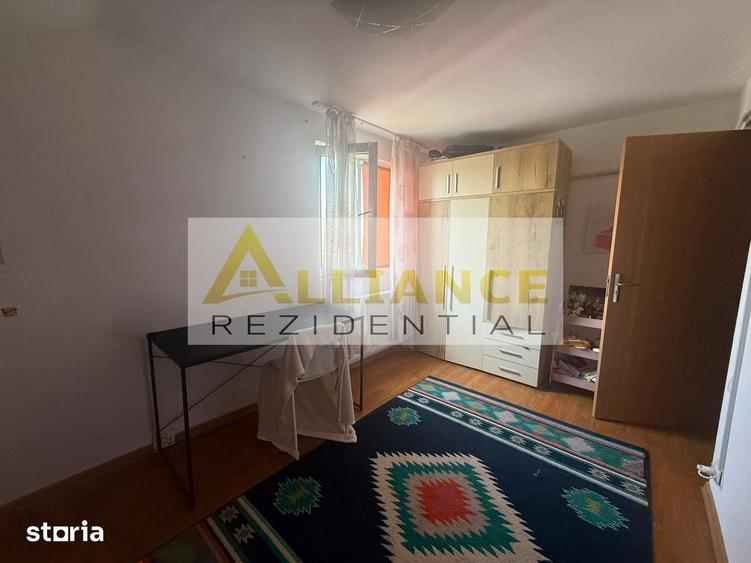 Apartament cu 3 camere în Berceni