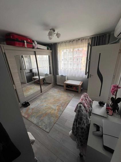 Garsonieră decomandată în Morarilor