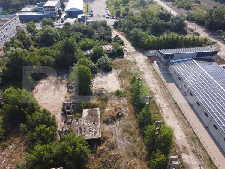 Teren Construcții intravilan de 28760 mp, în Titu