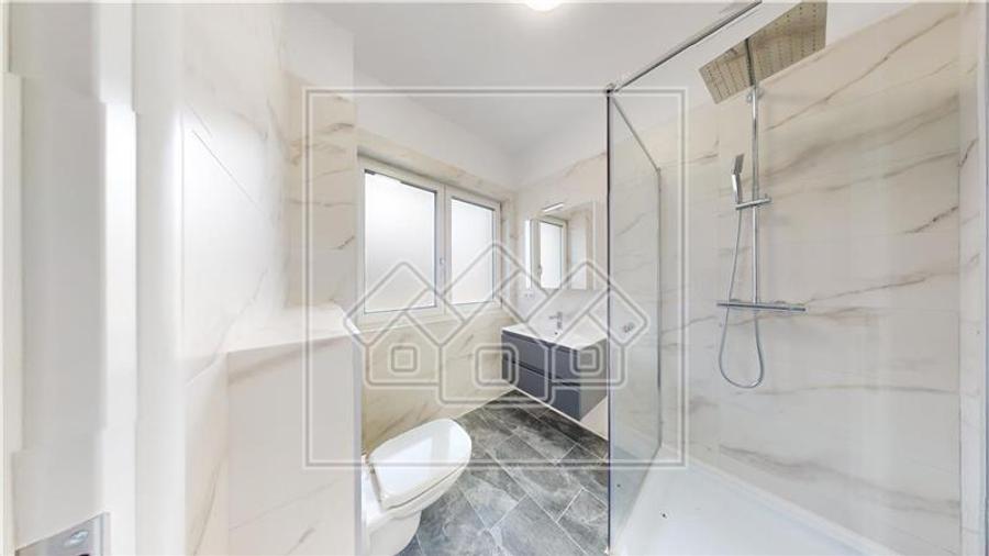 Casă individuală cu 5 camere cu Teren 713 Mp în Cisnădioara