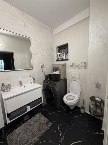 Apartament cu 3 camere decomandat în Popoveni