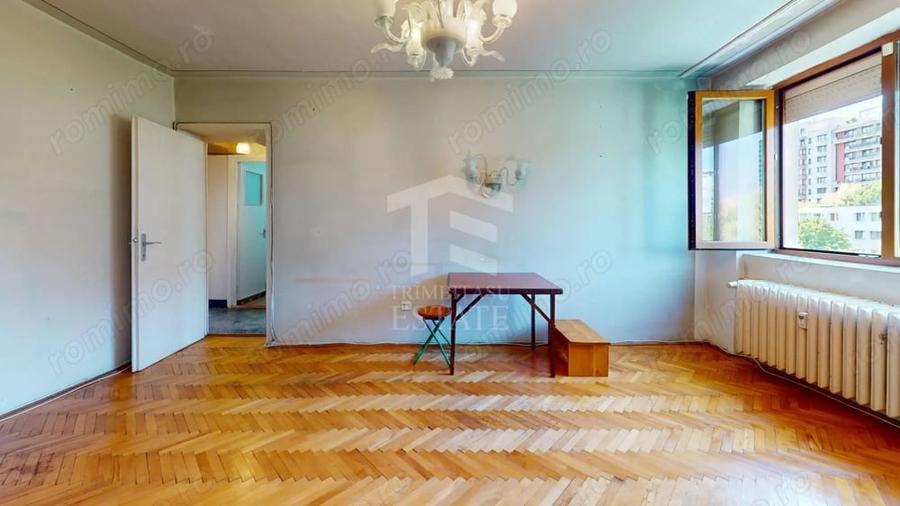 Apartament cu 3 camere semidecomandat în Parcul Circului