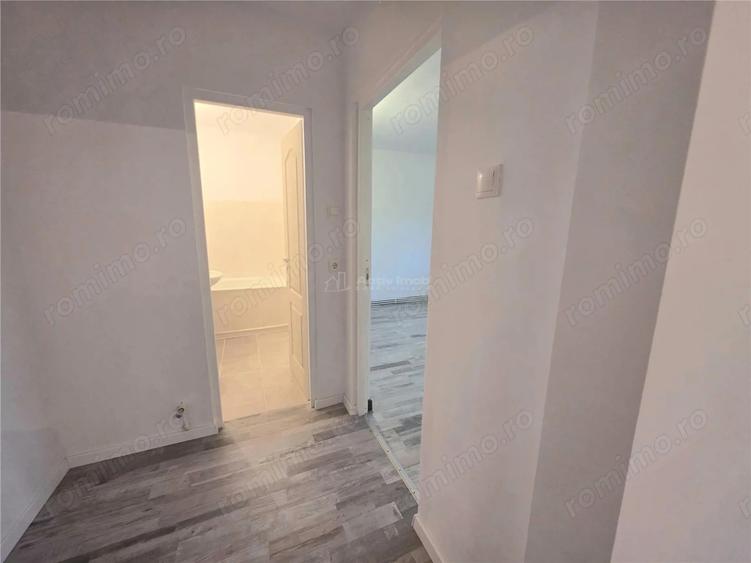 Apartament cu 2 camere semidecomandat în Micro 3