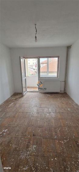 Apartament Decomandat Etaj 1 Zona Dambovita Bloc Izolat - 2