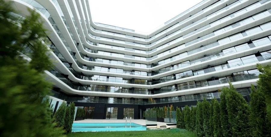 Apartament cu 3 camere semidecomandat, mobilat în Floreasca