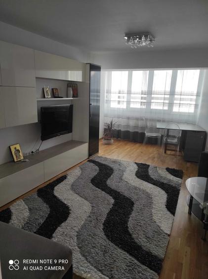Apartament cu 3 camere decomandat în George Enescu