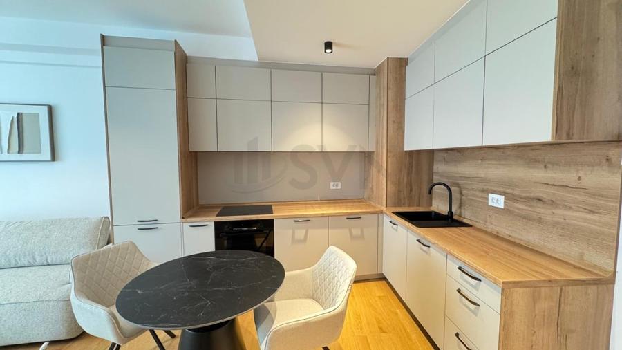 Apartament cu 2 camere semidecomandat, mobilat în Iancu Nicolae