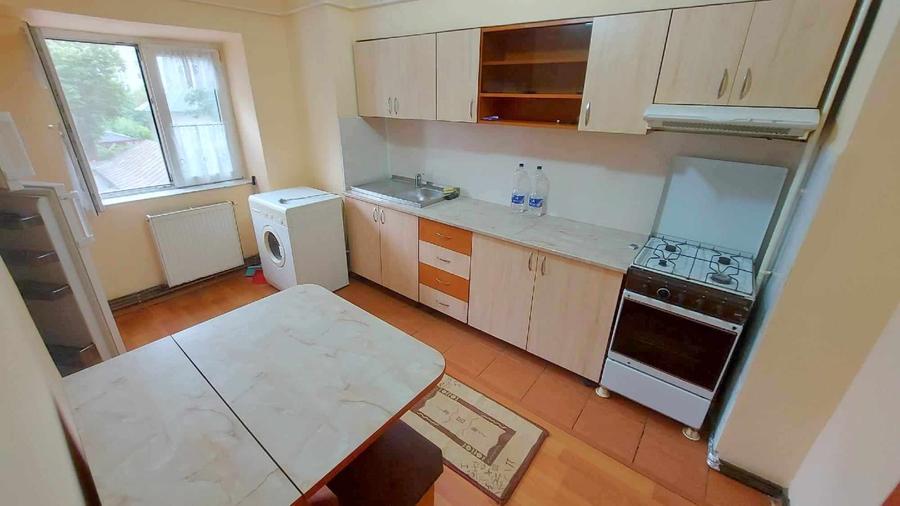 Apartament cu 2 camere decomandat în Tătărași