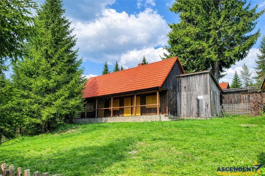 Casă cu 2 camere cu Teren 553 Mp în Sâncrai
