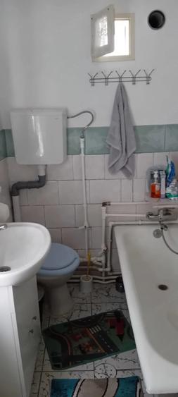 Casă cu 5 camere cu Teren 250 Mp în Central