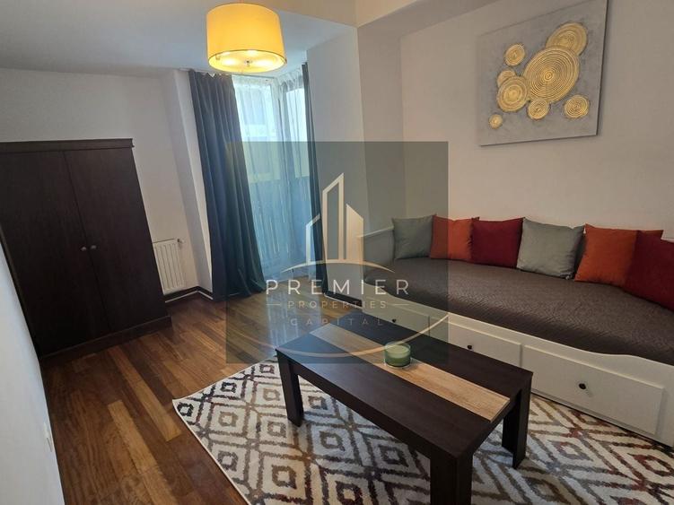 Apartament cu 4 camere decomandat în Herăstrău