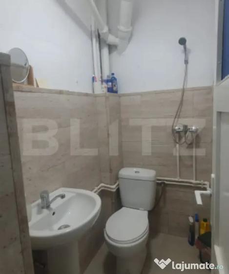Apartament cu 2 camere semidecomandat în Central
